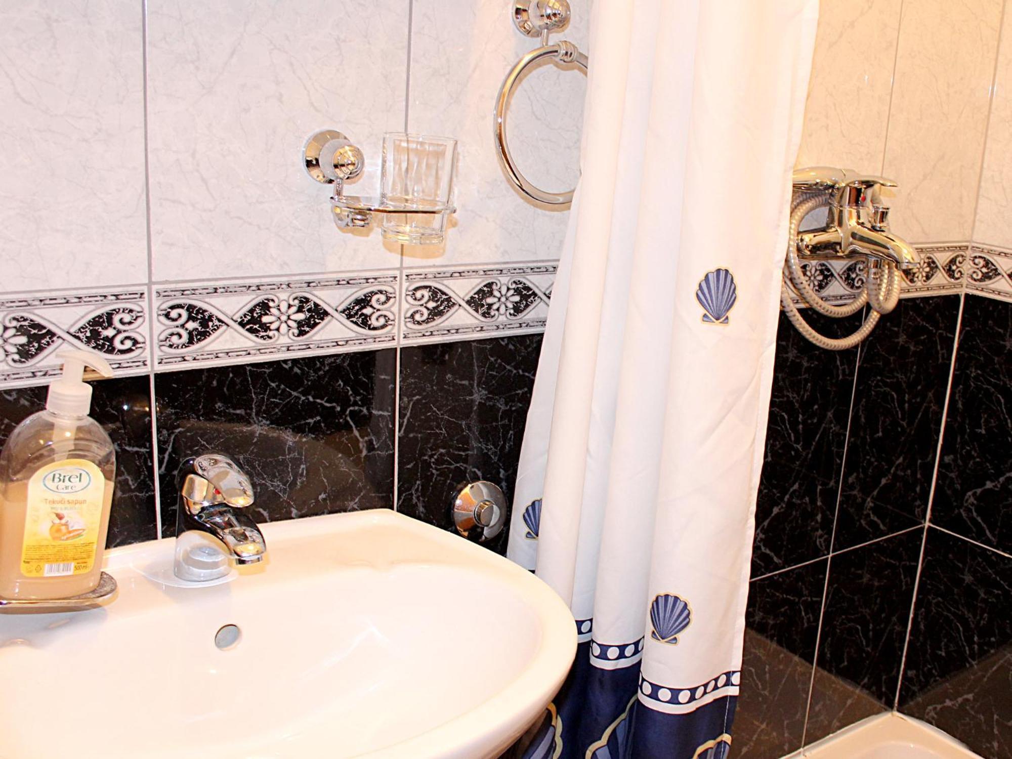 Apartmani Krka Rooms Lozovac Quarto foto
